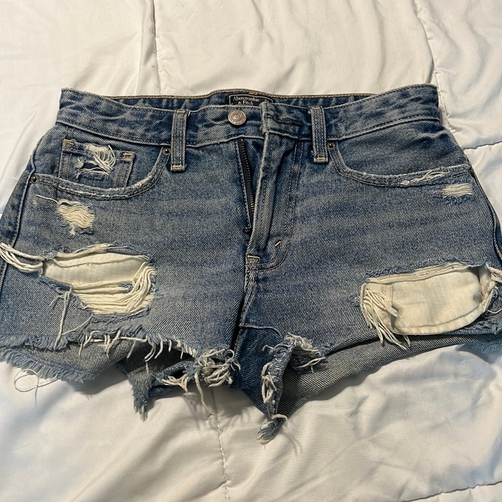 Abercrombie and finch jean shorts